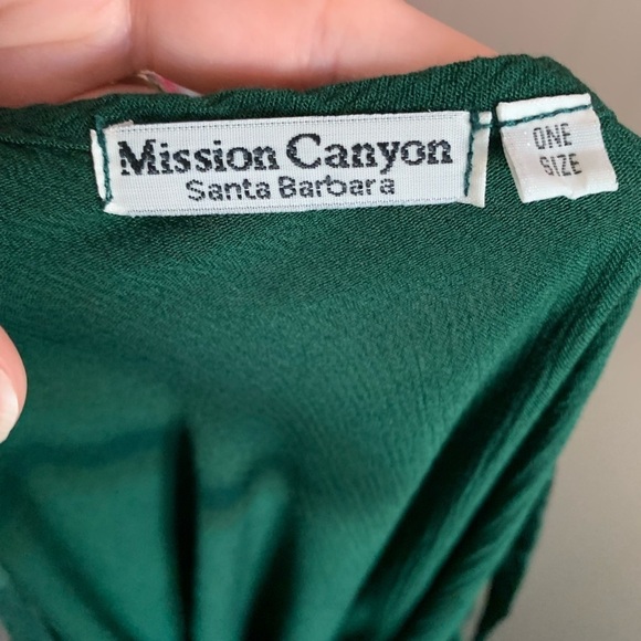 Hunter Green Cold Shoulder Linen Dress with Optional Shawl, One Size, Maxi - Picture 7 of 7